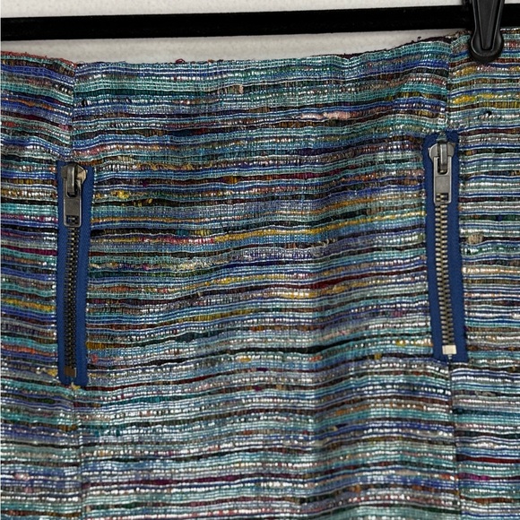 New Chaser Blue Multicolor Metallic Tweed Skirt. Size Medium. - Picture 8 of 8